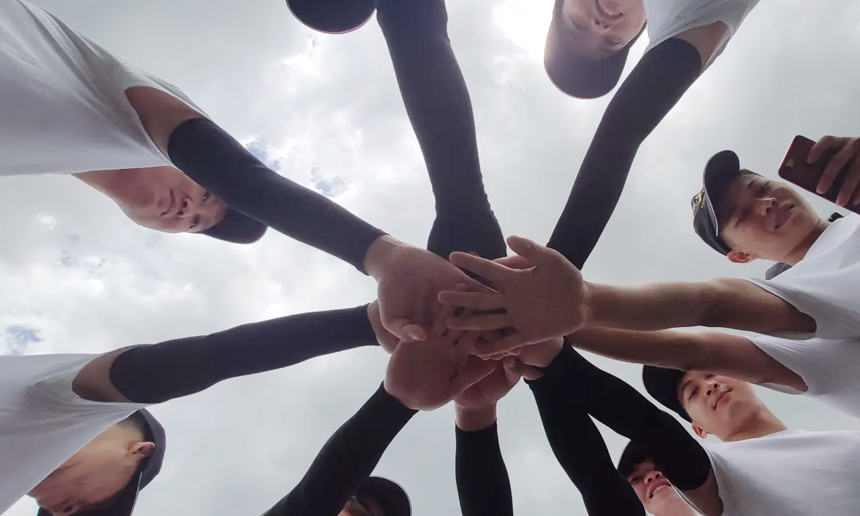 嘉信山海拓展團(tuán)——品嘗青島的海鮮特色，體驗(yàn)青島飲食文化